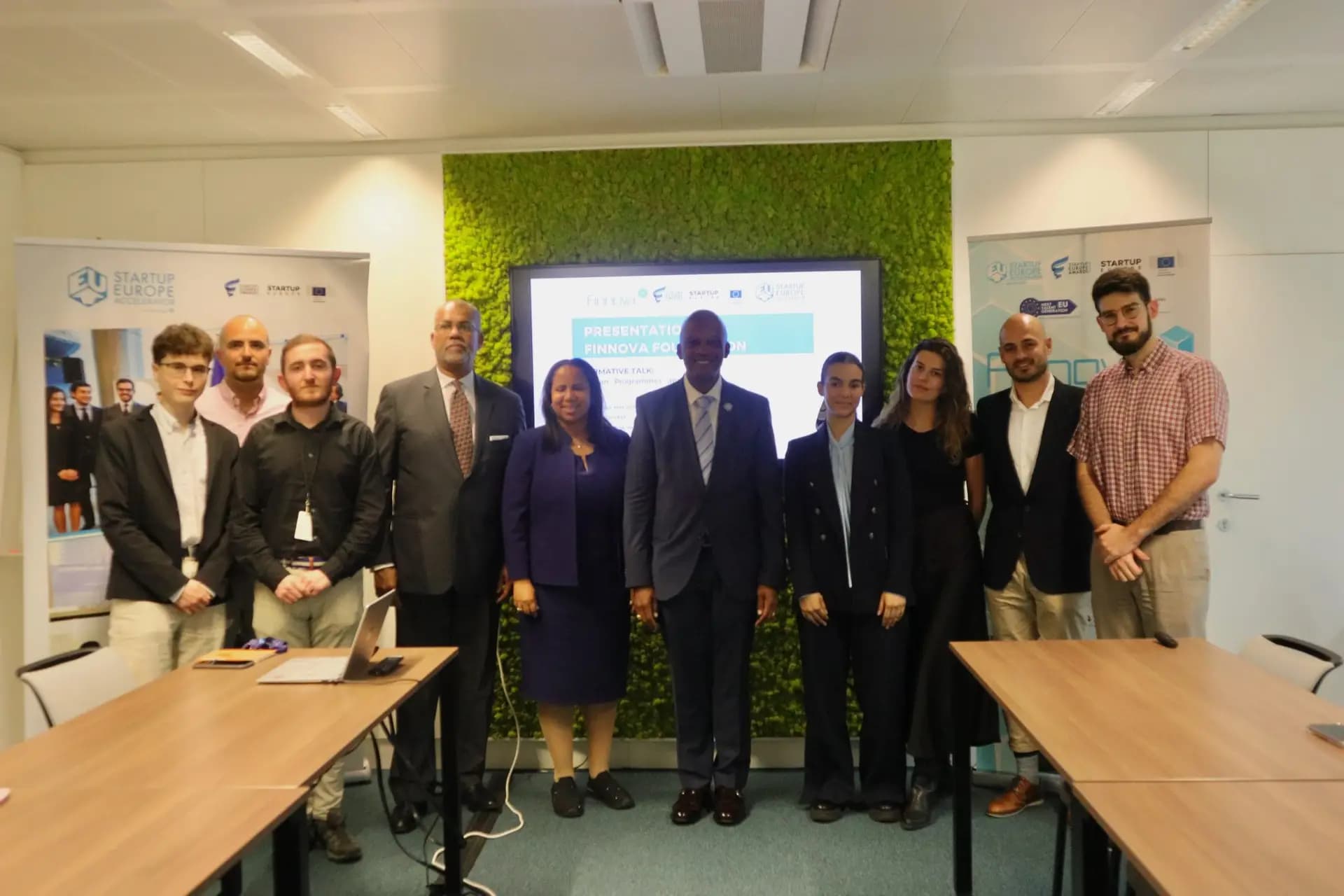 Visita de una delegación del Condado de Miami-Dade a las instalaciones de la Fundación Finnova en Bruselas