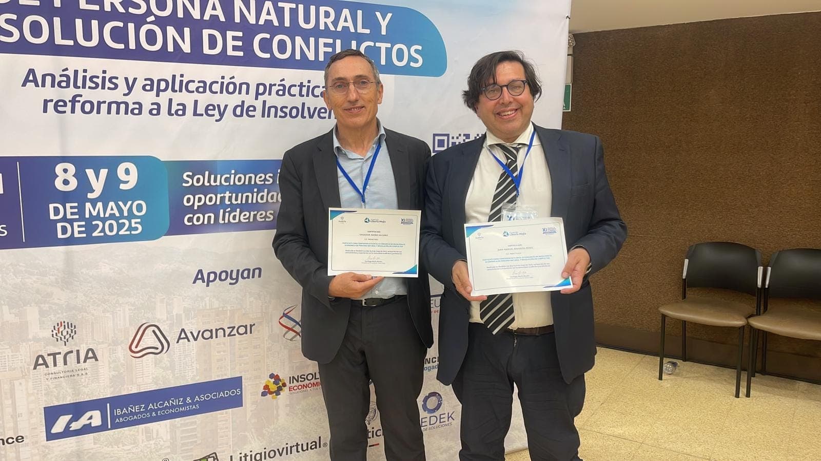 Finnova presenta herramientas europeas para la reintegración económica y el emprendimiento durante el XI Congreso de Insolvencia Económica en Medellín