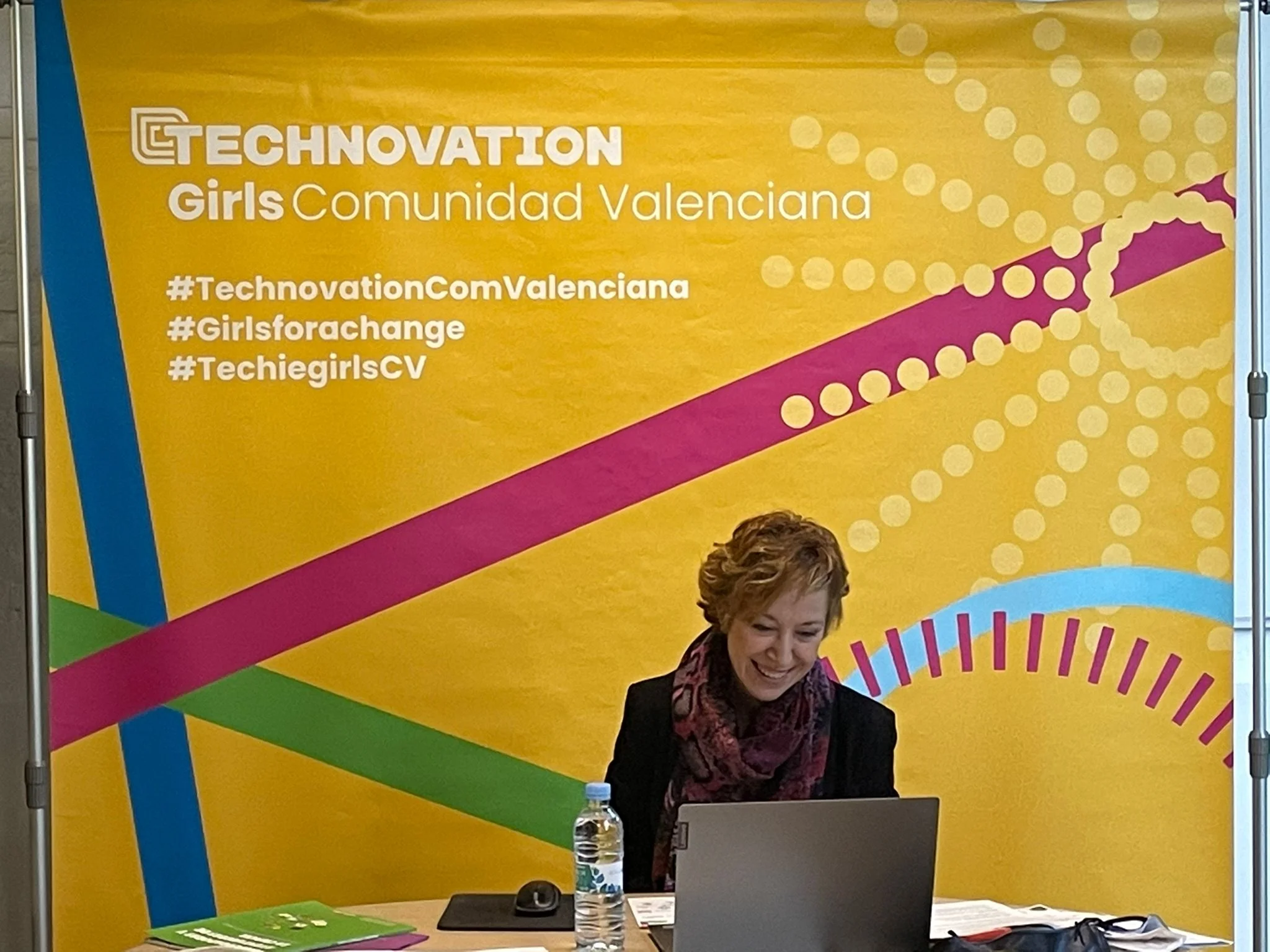 150 jóvenes participan en el evento de lanzamiento del Technovation Girls Comunidad Valenciana