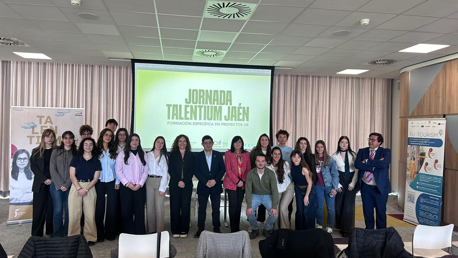 La Fundación Finnova recibe en Bruselas a los beneficiarios del programa Talentium Jaén 2025/2026